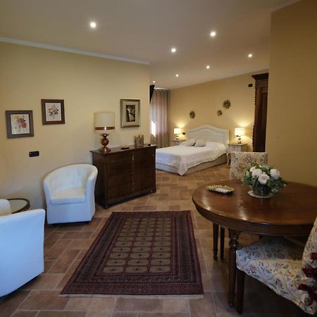 Tenuta Aranuova Vercelli Buitenkant foto